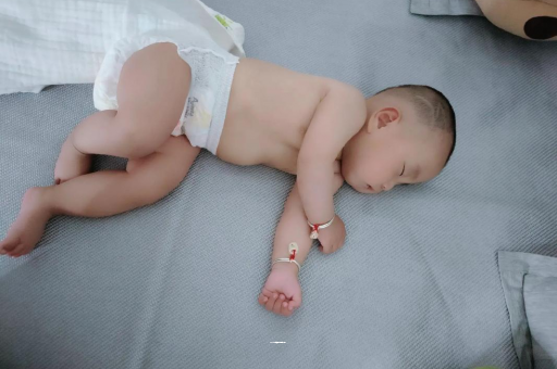 绵阳怀孕多久会显肚子